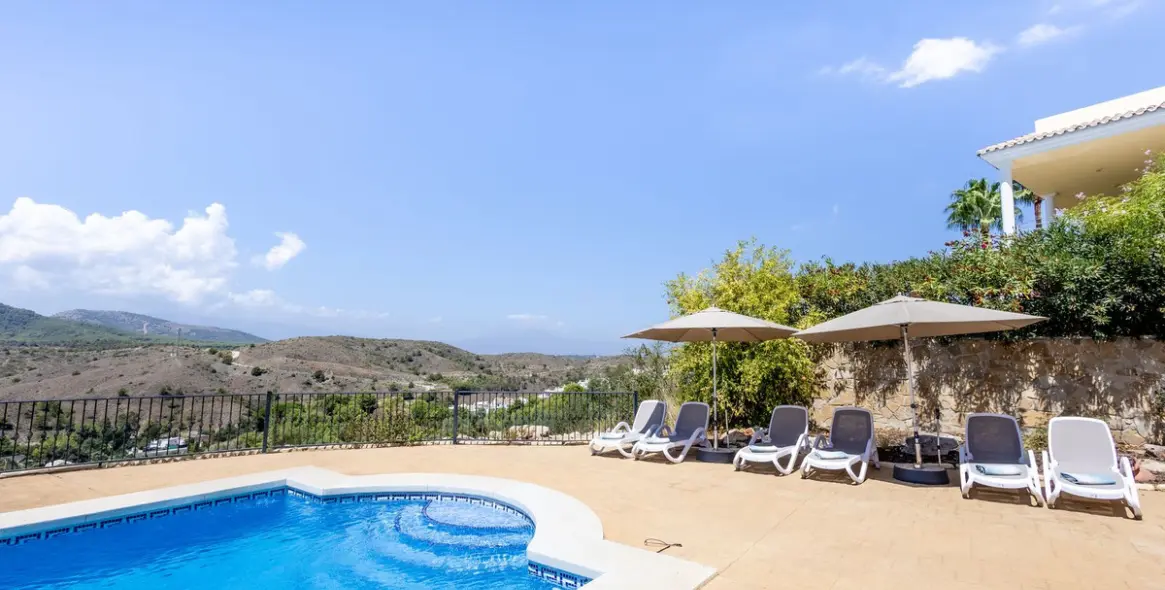 Долгосрочная аренда  отдельно стоящей виллы в Alhaurin Golf 25