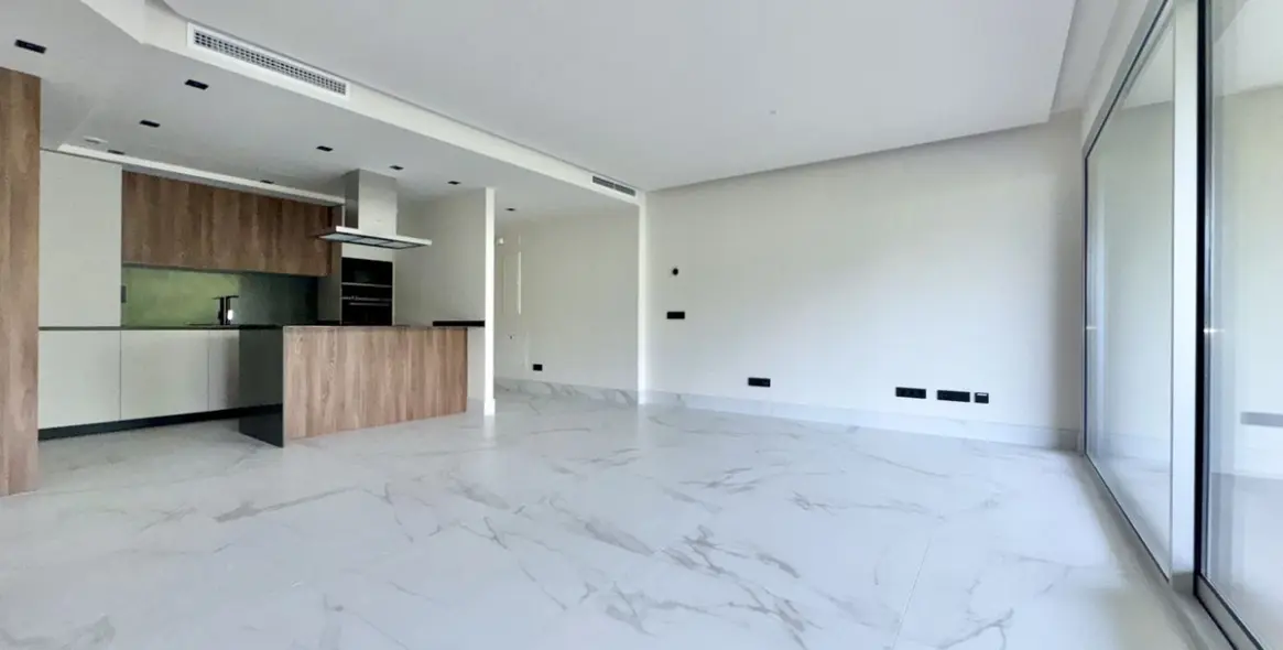 Долгосрочная аренда апартаментов на среднем этаже в San Pedro de Alcántara 4