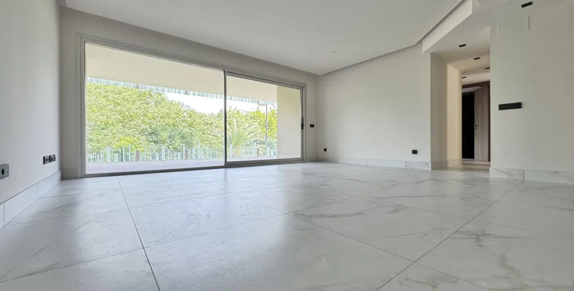 Долгосрочная аренда апартаментов на среднем этаже в San Pedro de Alcántara 5