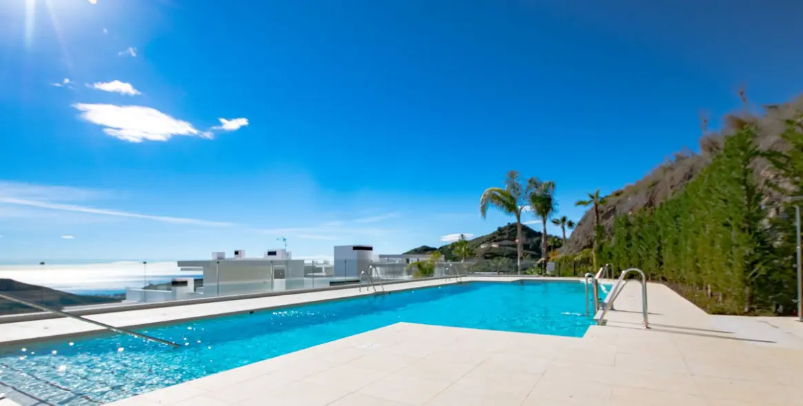 Alquiler a largo plazo de apartamento en planta baja en Ojén 17