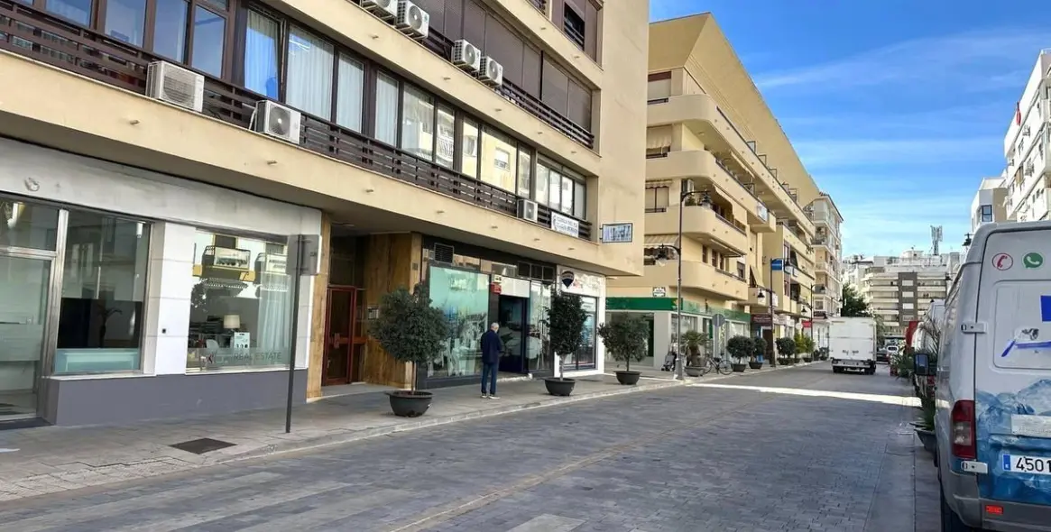 Long-term rent of commercial premises in Centro 8
