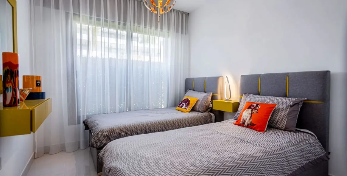 Long-term rent of middle floor apartment in Estepona 18