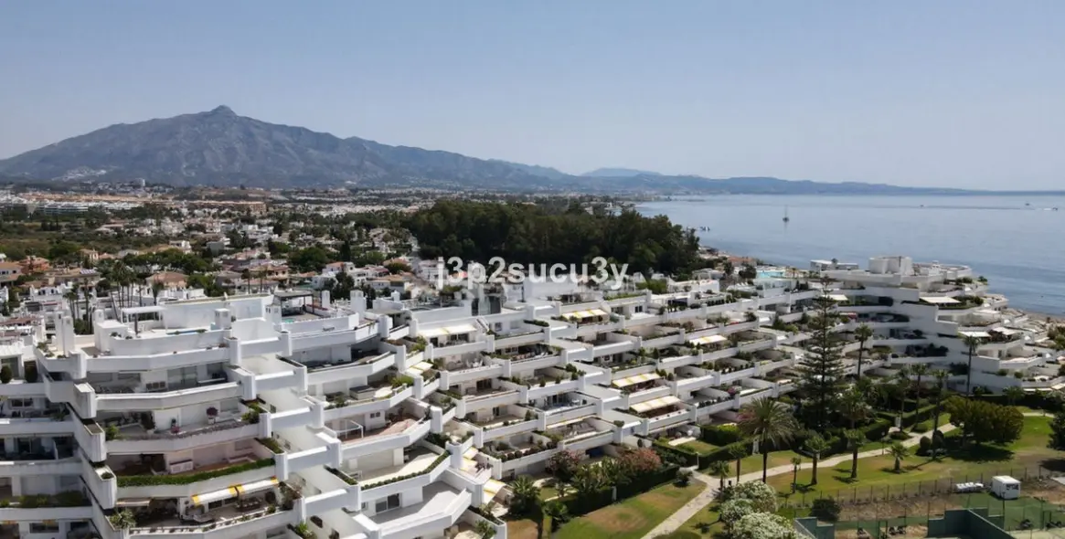 Long-term rent of middle floor apartment in Guadalmina Baja 1