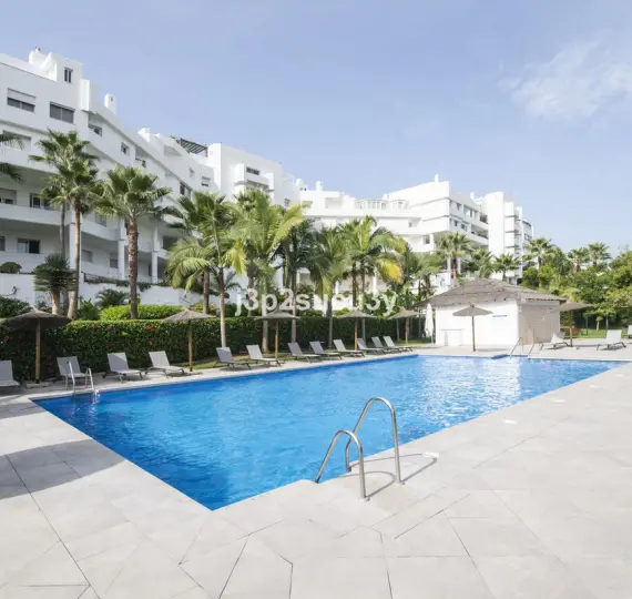 Long-term rent of middle floor apartment in Guadalmina Baja