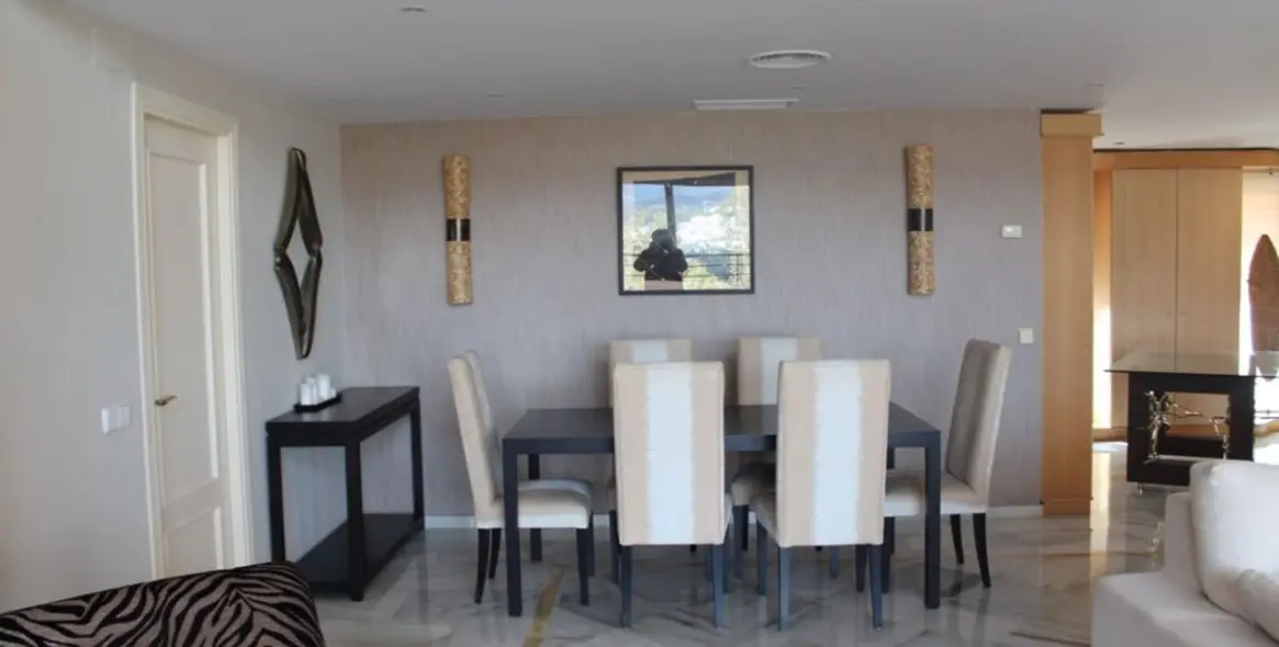 Долгосрочная аренда пентхауса в Nueva Andalucía 3