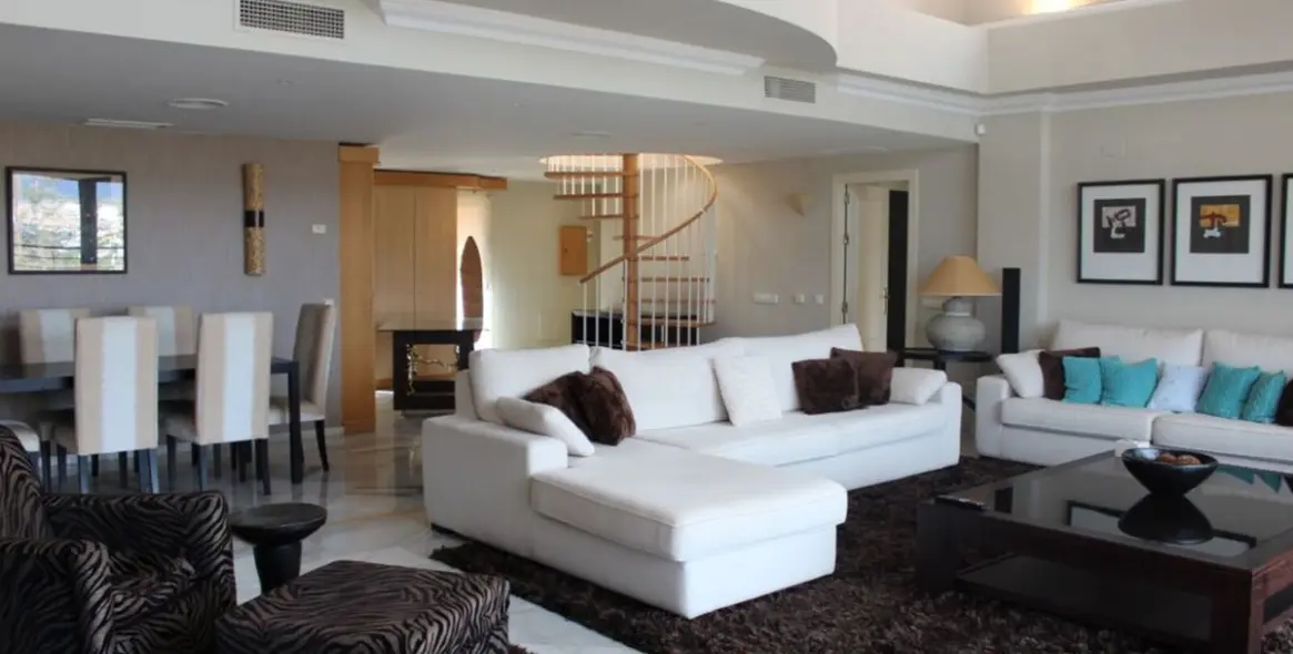 Долгосрочная аренда пентхауса в Nueva Andalucía 11