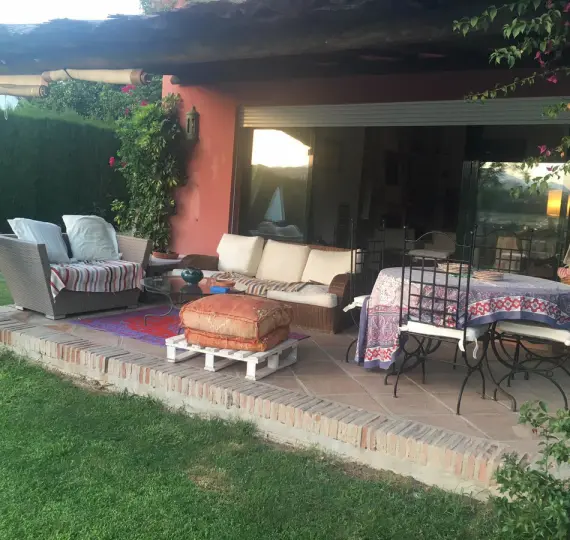 Краткосрочная аренда  отдельно стоящей виллы в Guadalmina Alta