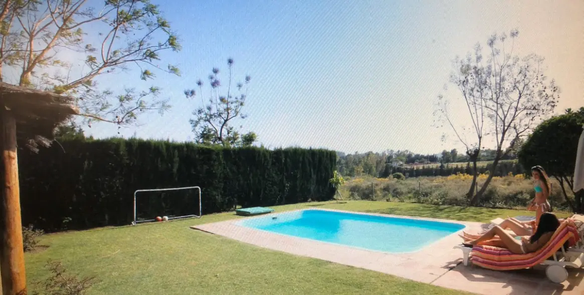 Краткосрочная аренда  отдельно стоящей виллы в Guadalmina Alta 6