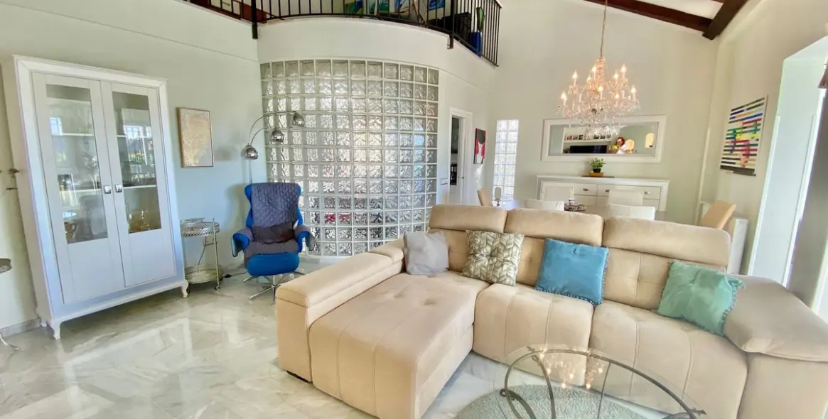 Краткосрочная аренда  отдельно стоящей виллы в Calahonda 20