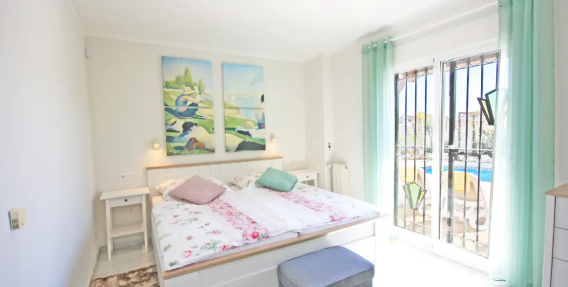 Краткосрочная аренда  отдельно стоящей виллы в Calahonda 33