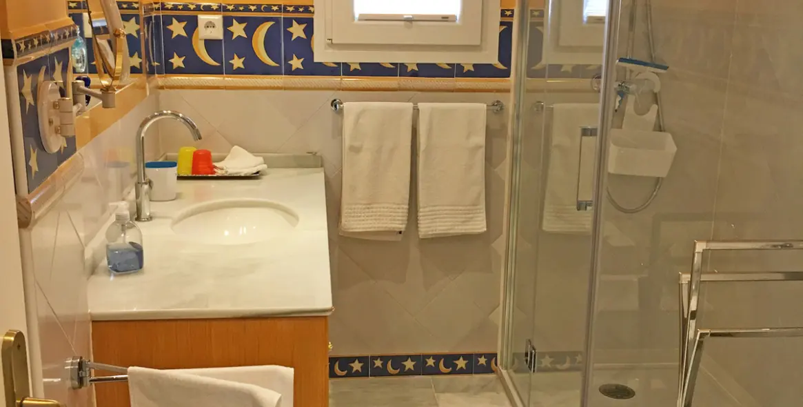 Краткосрочная аренда  отдельно стоящей виллы в Calahonda 47