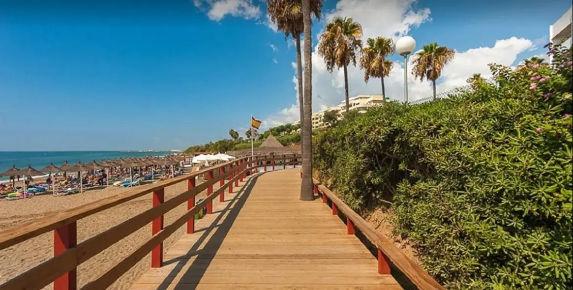 Краткосрочная аренда  отдельно стоящей виллы в Calahonda 53