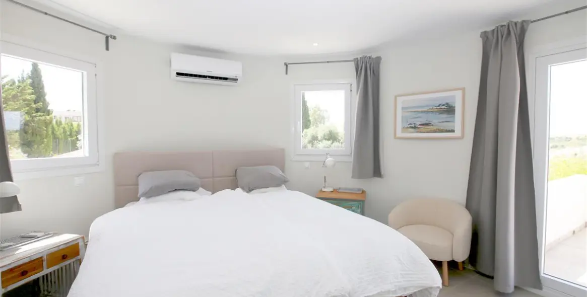 Краткосрочная аренда  отдельно стоящей виллы в Estepona 6