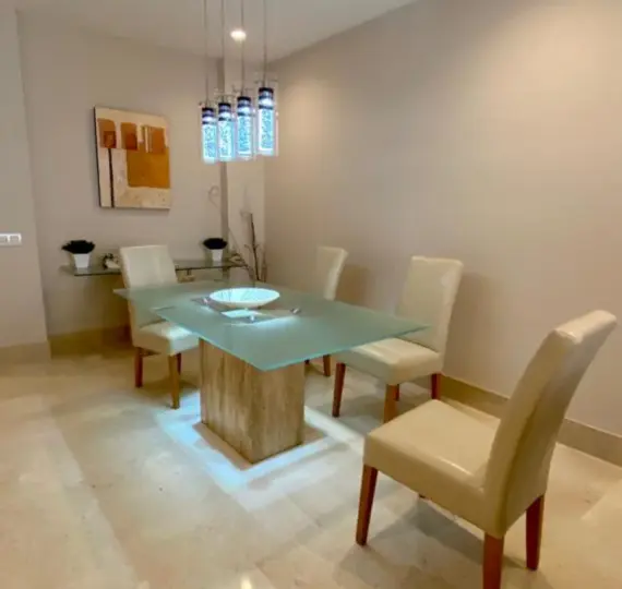 Short-term rent of penthouse in Estepona