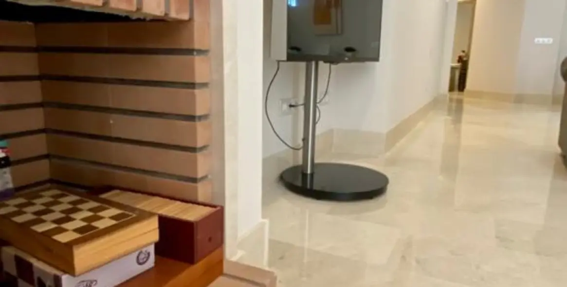 Short-term rent of penthouse in Estepona 8