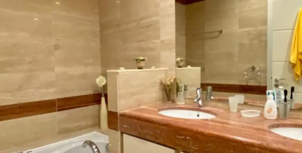 Short-term rent of penthouse in Estepona 29