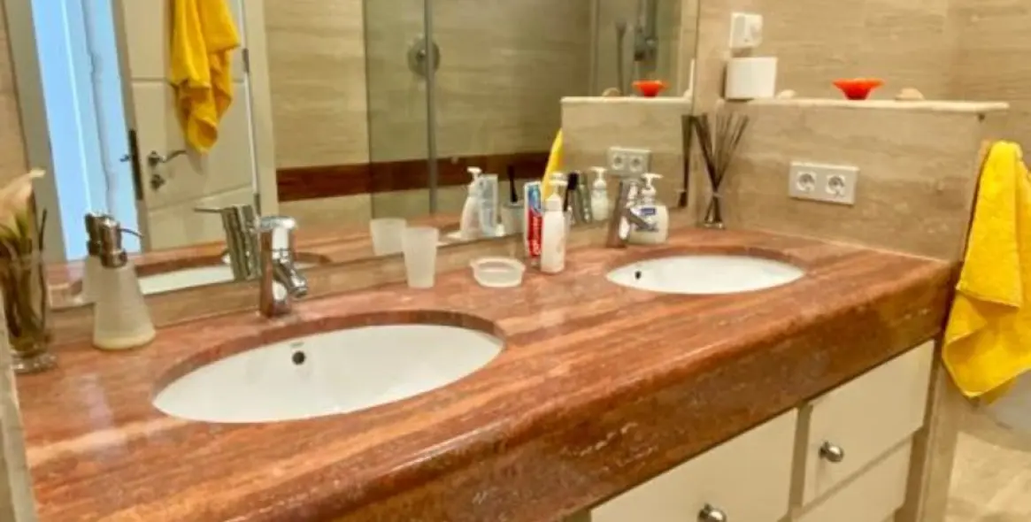 Short-term rent of penthouse in Estepona 30