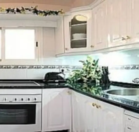 Alquiler a corto plazo de apartamento en planta media en Cortijo Blanco