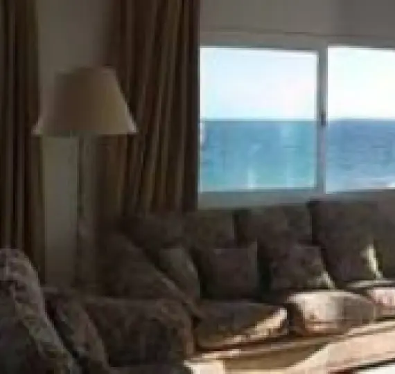 Alquiler a corto plazo de apartamento en planta media en Cortijo Blanco