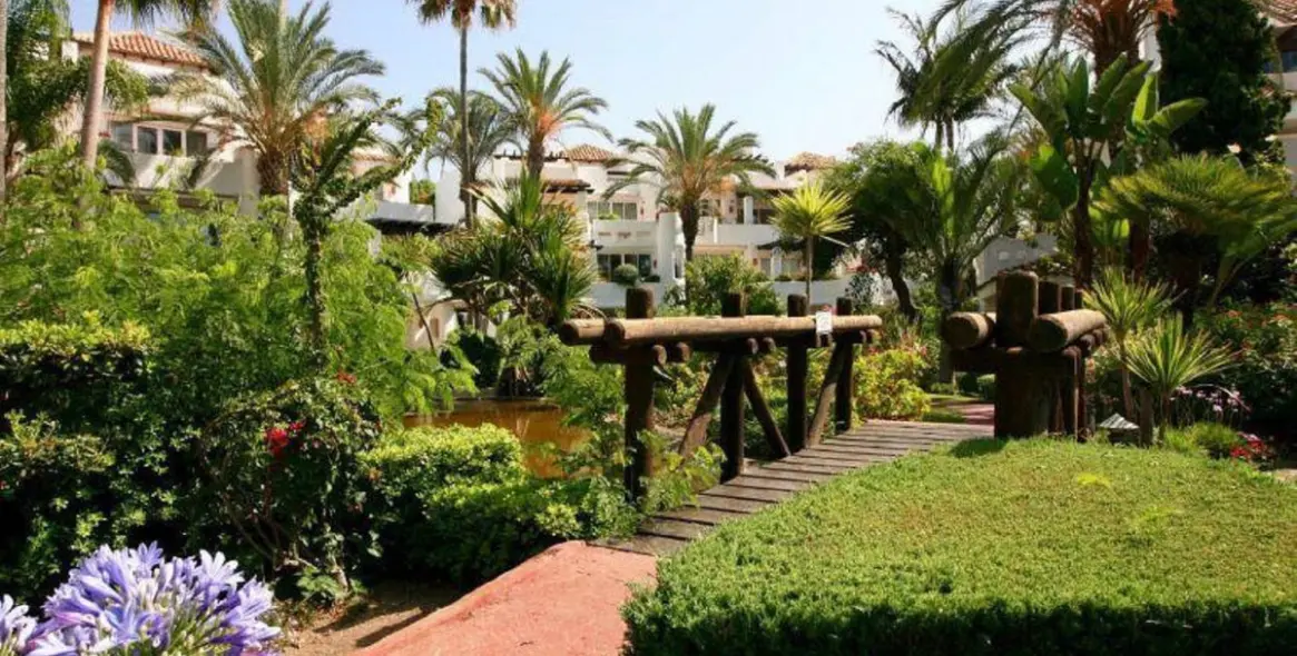 Short-term rent of ground floor apartment in Puerto Banús 2