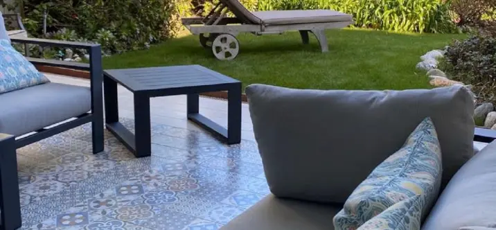 Alquiler a corto plazo de apartamento en planta baja en Puerto Banús 4