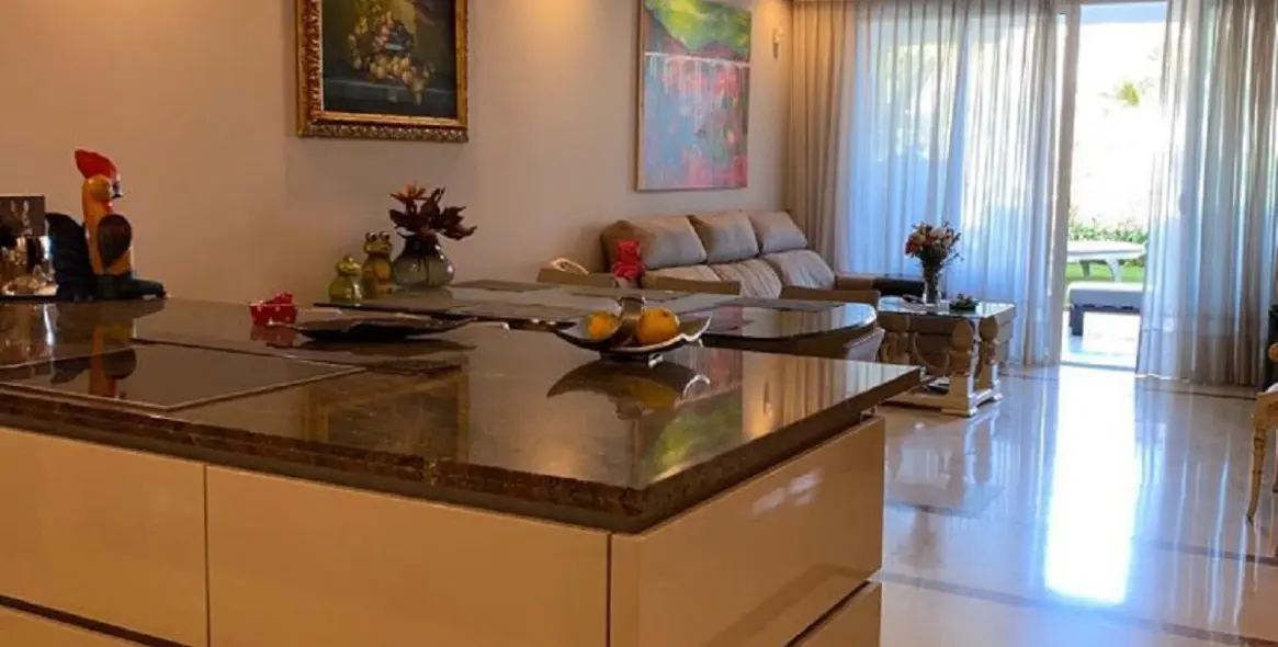 Short-term rent of ground floor apartment in Puerto Banús 10