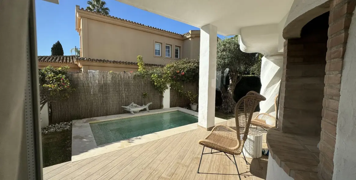 Краткосрочная аренда  отдельно стоящей виллы в Bahía de Marbella 3