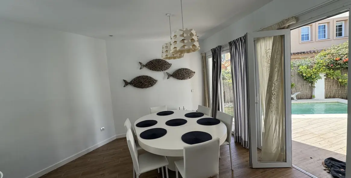 Краткосрочная аренда  отдельно стоящей виллы в Bahía de Marbella 15