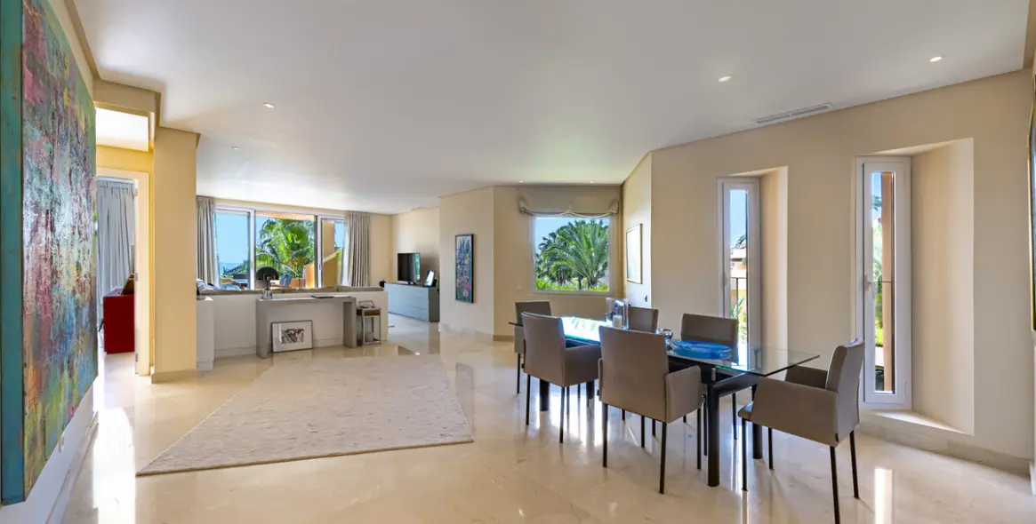 Краткосрочная аренда пентхауса в The Golden Mile 13