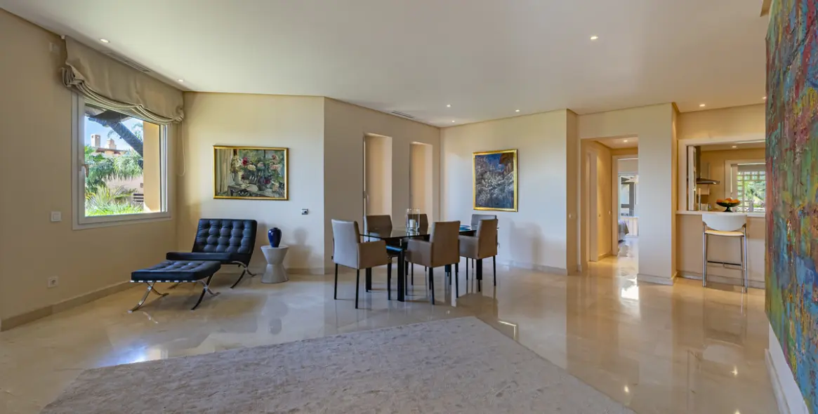 Краткосрочная аренда пентхауса в The Golden Mile 18