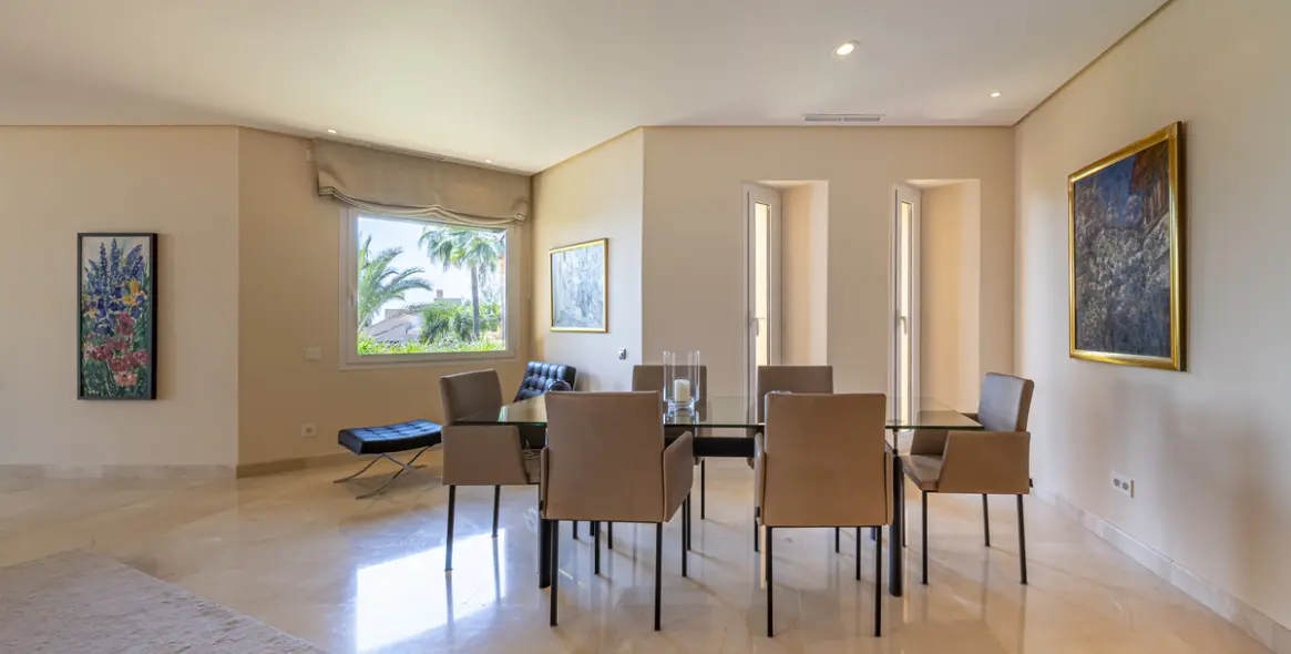 Краткосрочная аренда пентхауса в The Golden Mile 19