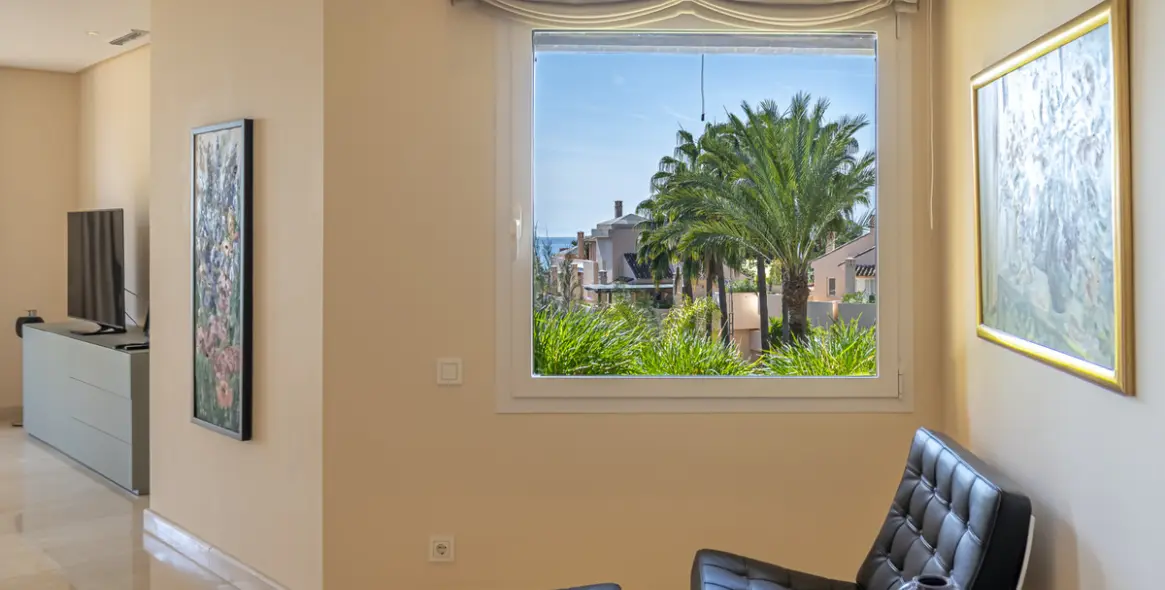 Краткосрочная аренда пентхауса в The Golden Mile 20