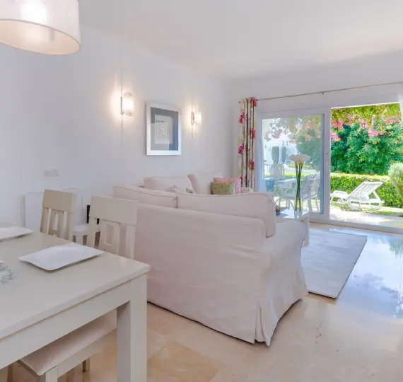 Short-term rent of ground floor apartment in El Paraiso