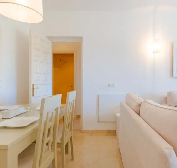 Short-term rent of ground floor apartment in El Paraiso