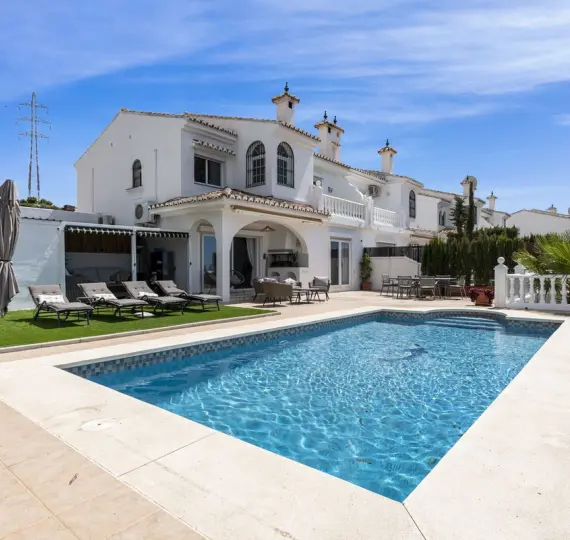 Short-term rent of semi-detached house in El Chaparral