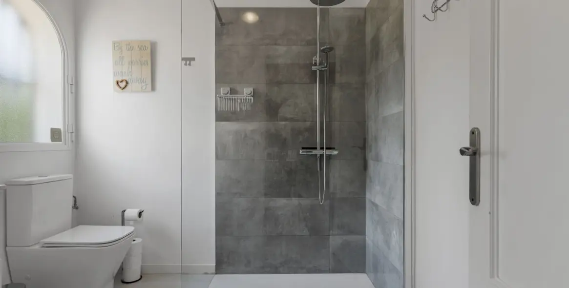 Short-term rent of semi-detached house in El Chaparral 13