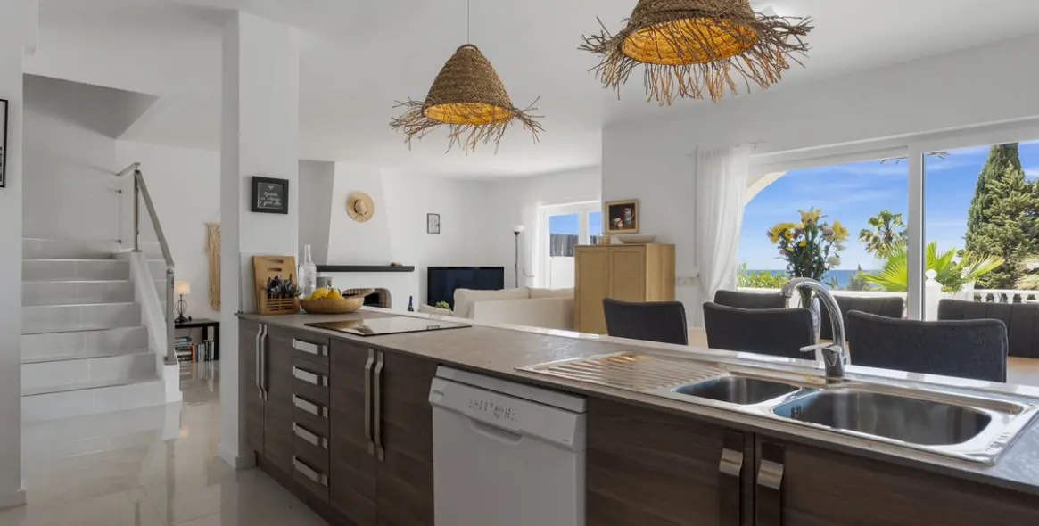 Short-term rent of semi-detached house in El Chaparral 16