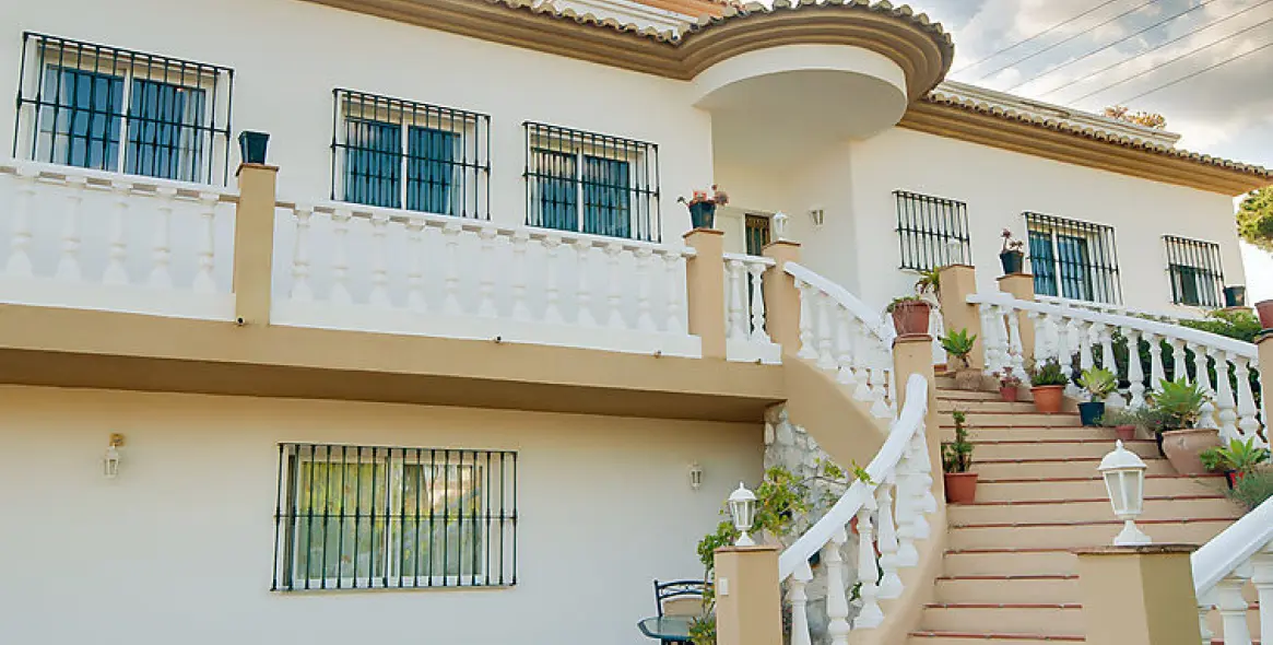 Краткосрочная аренда  отдельно стоящей виллы в Calahonda 1