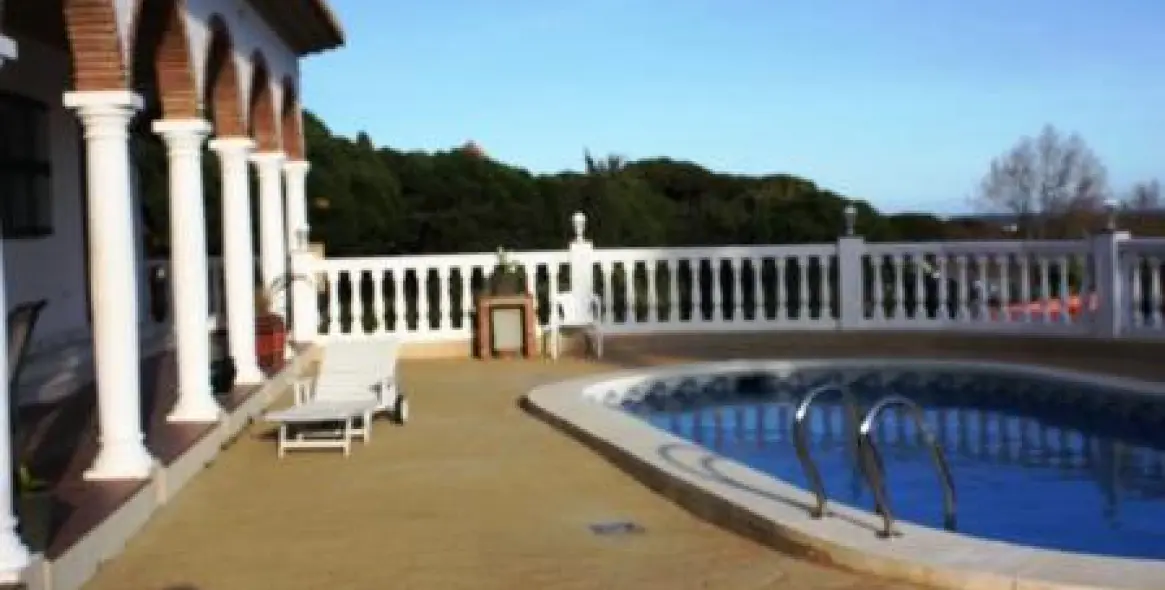 Краткосрочная аренда  отдельно стоящей виллы в Calahonda 2