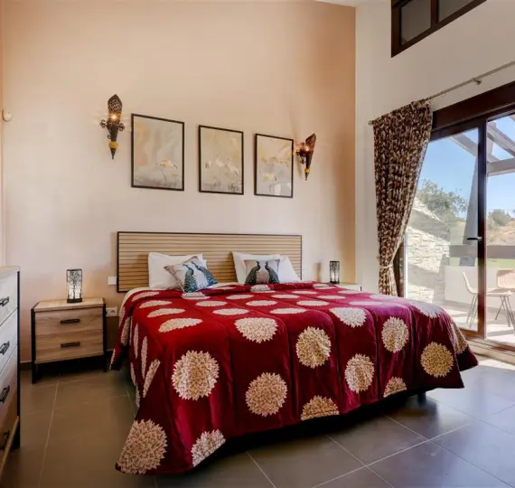 Краткосрочная аренда дома на две семьи в Estepona