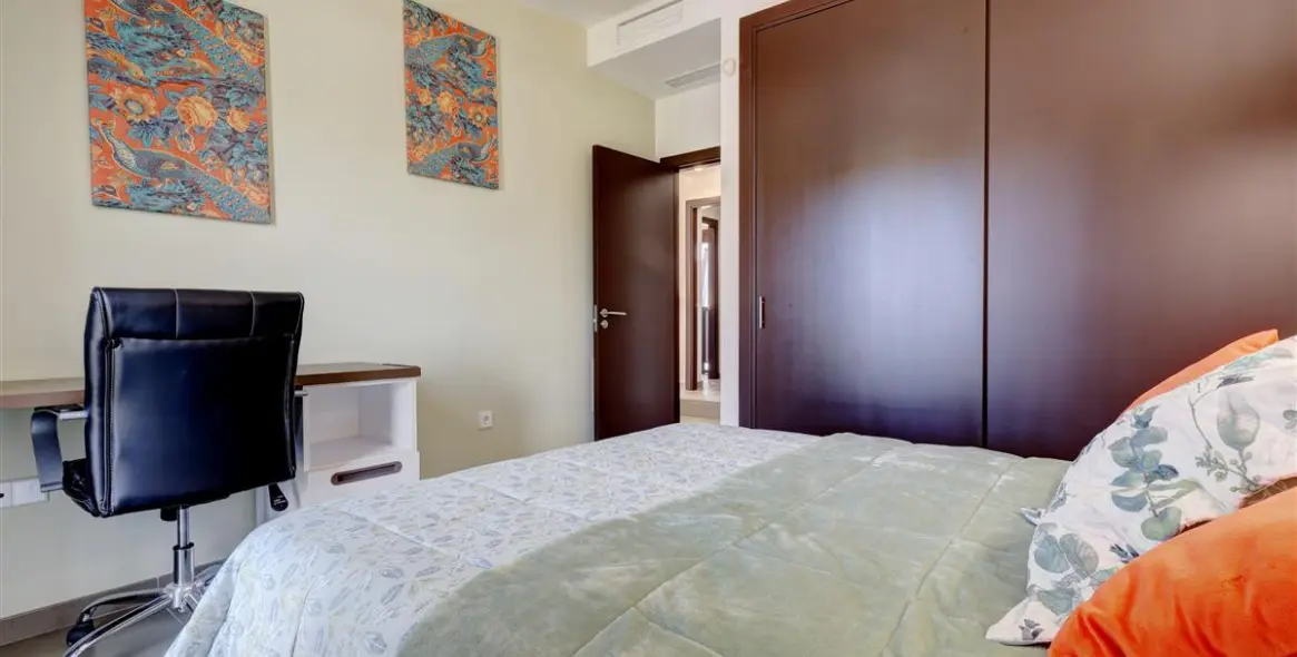 Краткосрочная аренда дома на две семьи в Estepona 10