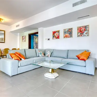 Short-term rent of semi-detached house in Estepona