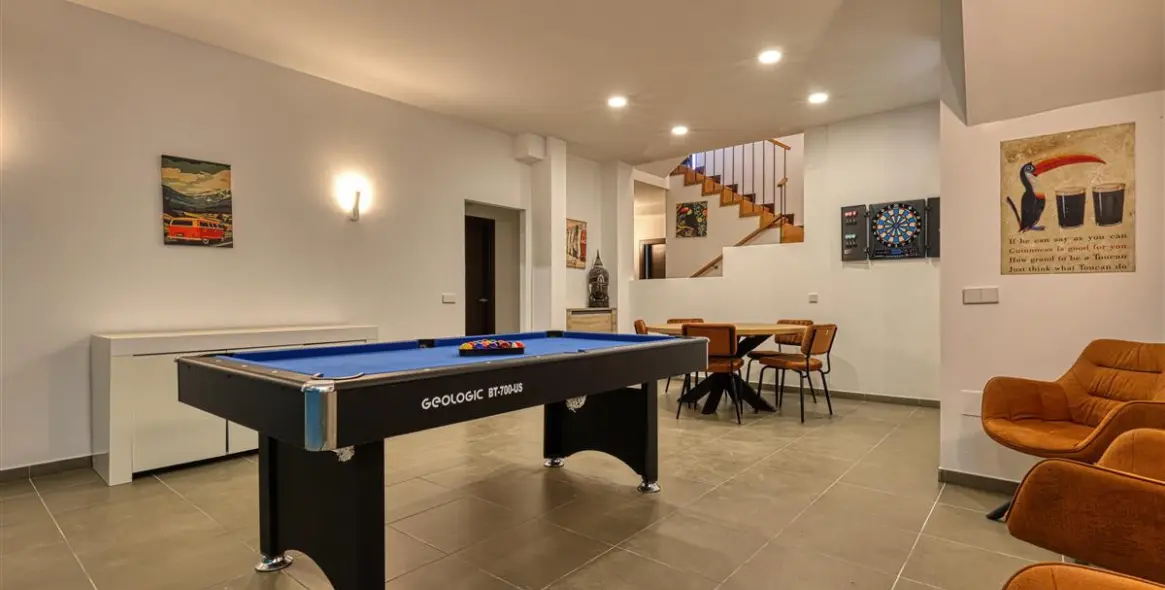 Alquiler a corto plazo de casa pareada en Estepona 20