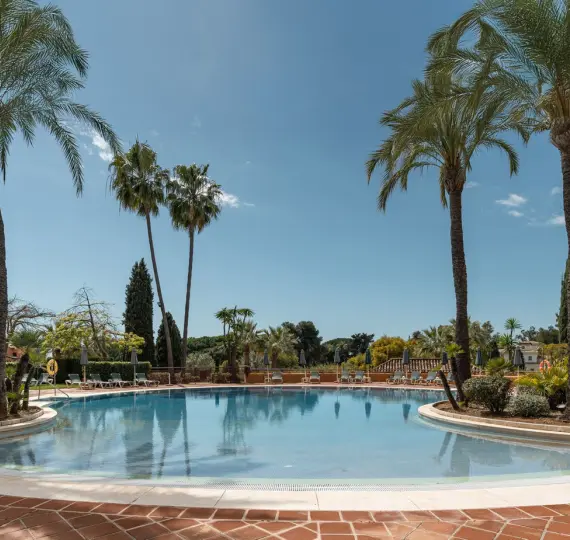 Short-term rent of ground floor apartment in Bahía de Marbella