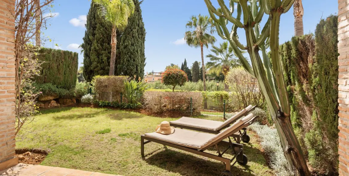 Краткосрочная аренда апартаментов на первом этаже в Bahía de Marbella 3