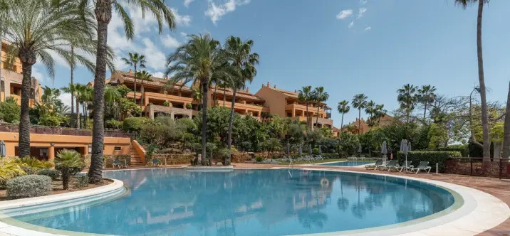 Short-term rent of ground floor apartment in Bahía de Marbella 3