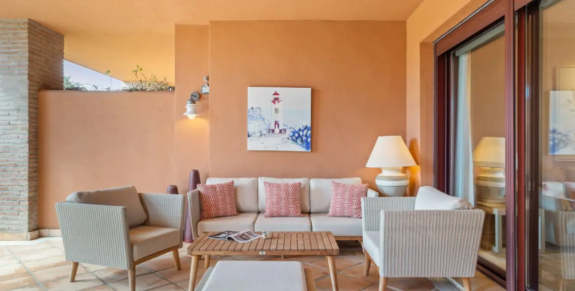 Краткосрочная аренда апартаментов на первом этаже в Bahía de Marbella 5