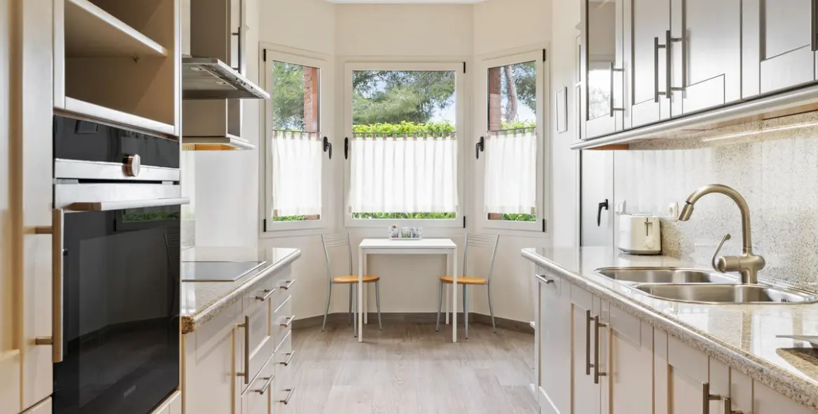 Краткосрочная аренда апартаментов на первом этаже в Bahía de Marbella 14