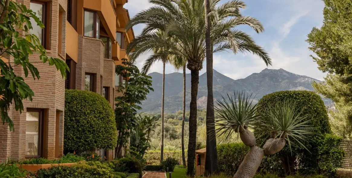 Краткосрочная аренда апартаментов на первом этаже в Bahía de Marbella 25