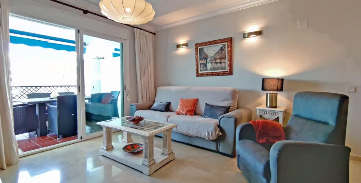 Долгосрочная аренда апартаментов на среднем этаже в Marbella (район Puerto Banús) 4